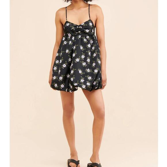 Free People Dresses & Skirts - Free People Black Floral Print Spaghetti Strap Bubble Mini Dress Women's L NWT